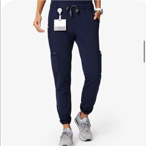 Excellent Figs Limited edition Navy Blue 20 pocket Scrub Joggers Small